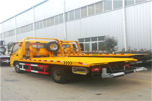 临江附近拖车救援搭电