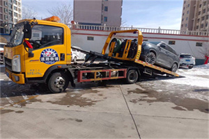 临江救援拖车费用怎么算